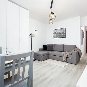 Studio Center Złota Street By Renters Apartament Warszawa